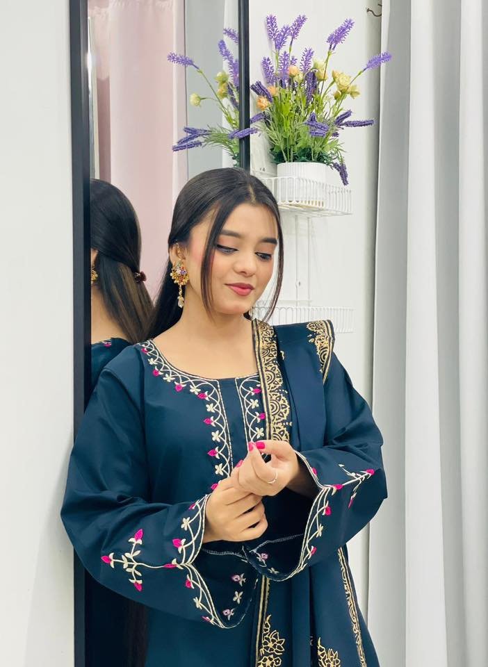 The Midnight Blue - Image 5