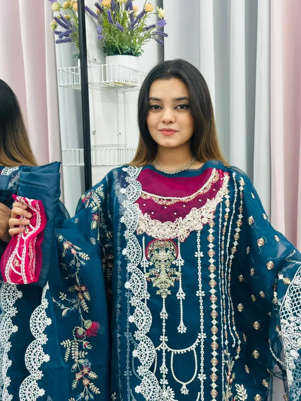 Ocenic Grace - Image 3