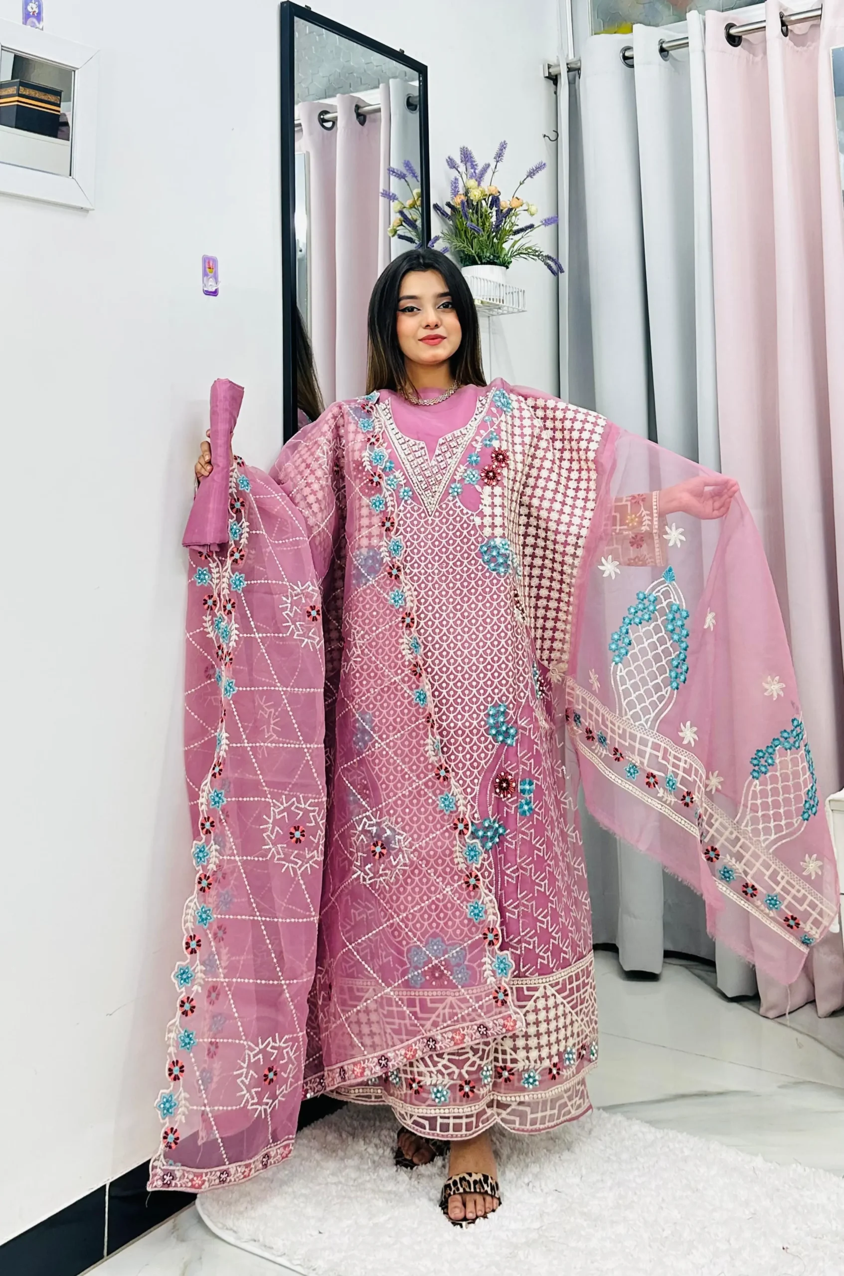 Pink Glaze - Image 3